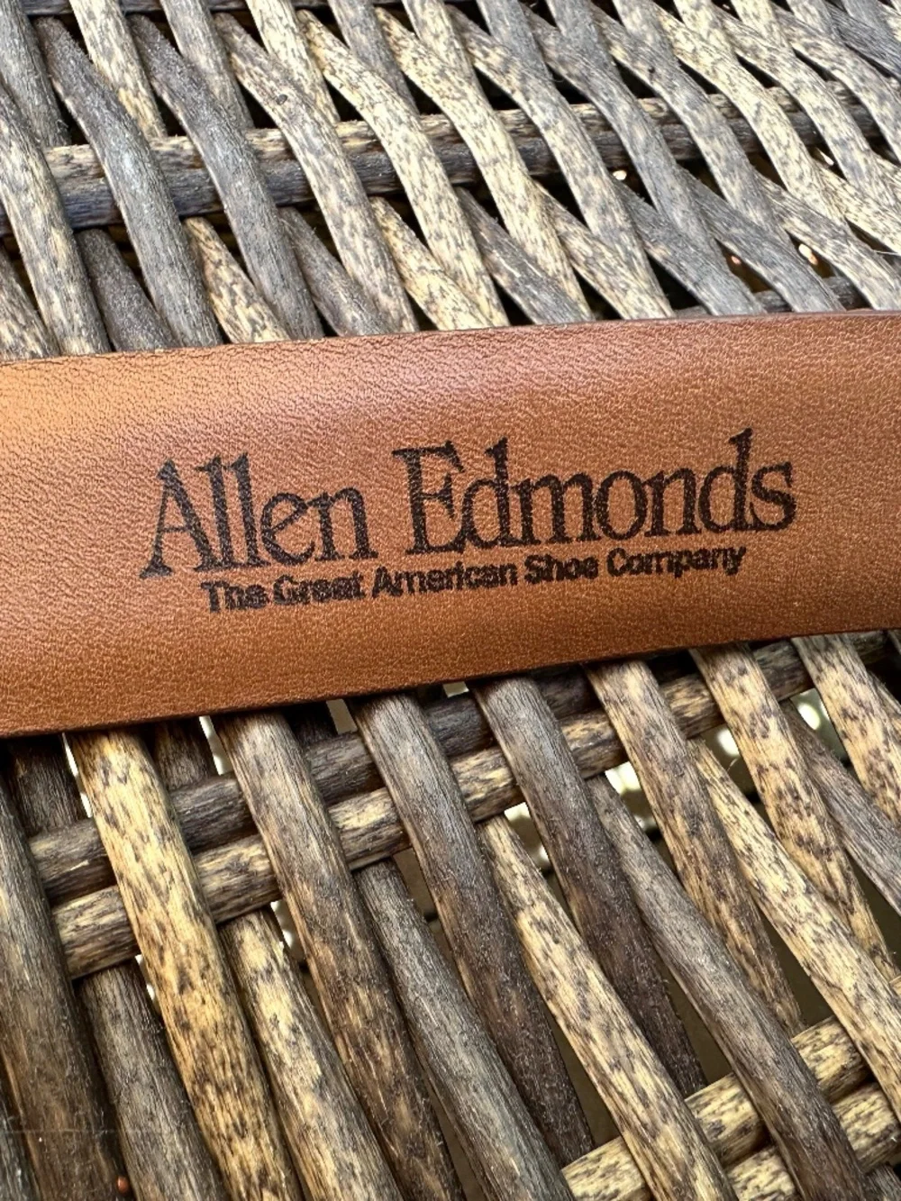 ALLEN EDMONDS Cognac Brown Woven Calfskin Leather Dress Belt 28006 USA Sz 42